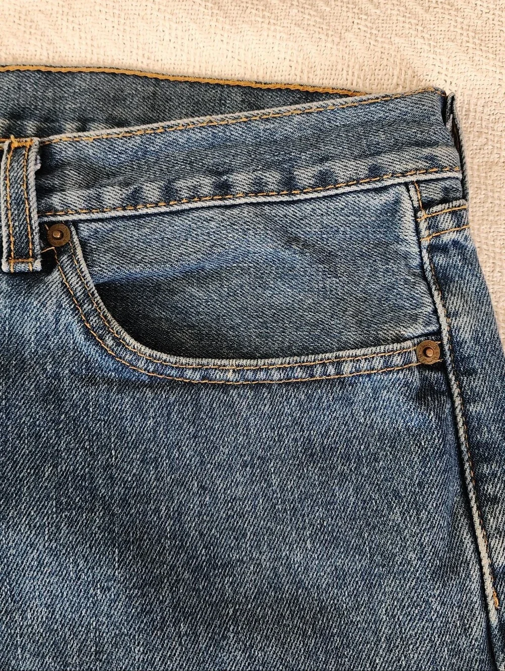 Levi's 505 Classic Men's Blue Denim Jeans 35 X 30